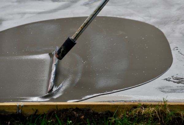 Cost of Concrete Overlay Installation in Laguna Niguel